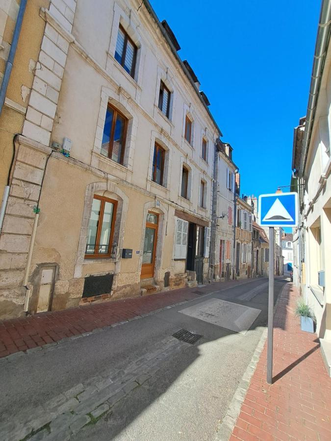 Echappee Belle En Plein Coeur D Auxerre Lägenhet Exteriör bild